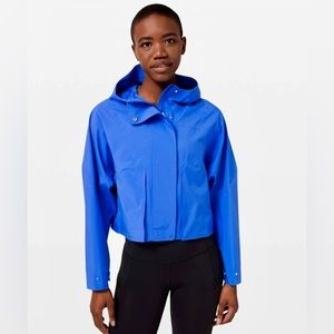 NWOT Lululemon Rain Chaser Jacket size 6 Wild Bluebell